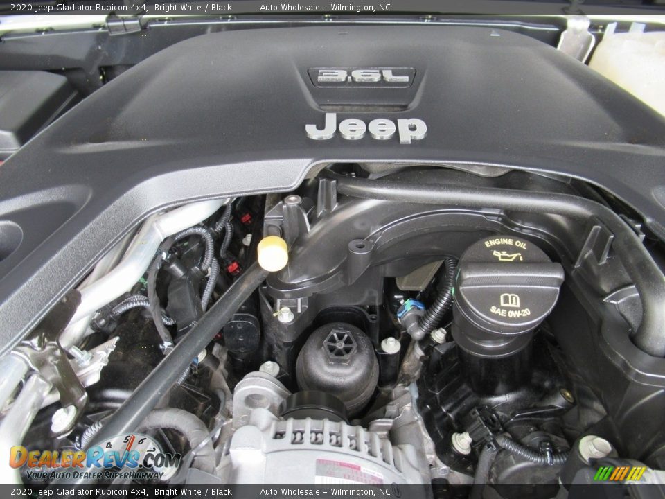 2020 Jeep Gladiator Rubicon 4x4 Bright White / Black Photo #6