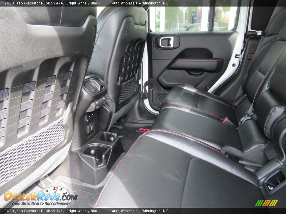 2020 Jeep Gladiator Rubicon 4x4 Bright White / Black Photo #11