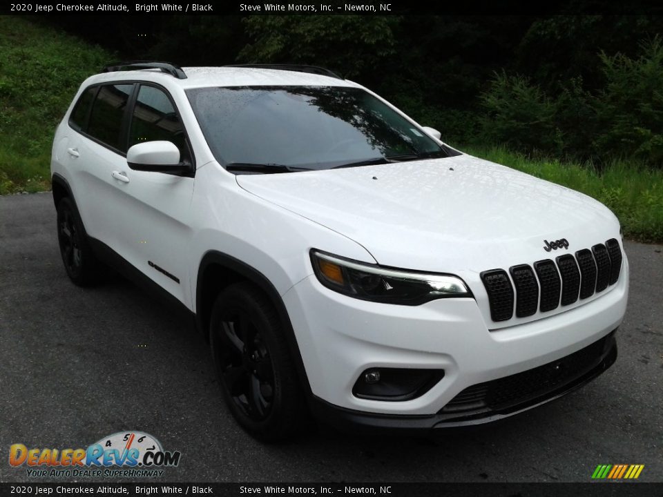 2020 Jeep Cherokee Altitude Bright White / Black Photo #4