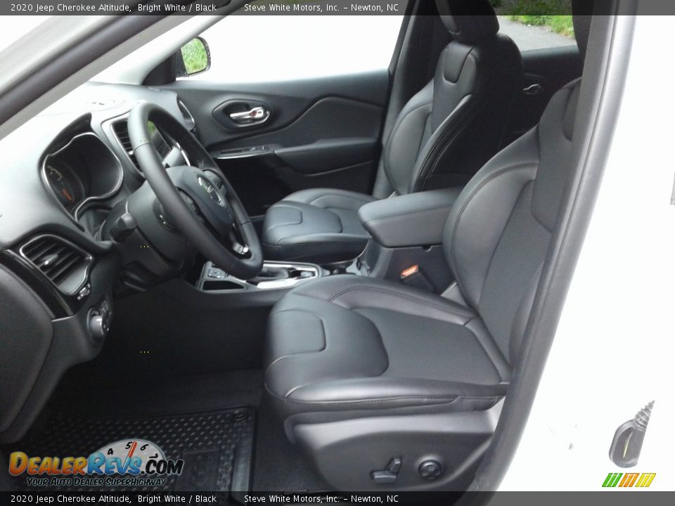 2020 Jeep Cherokee Altitude Bright White / Black Photo #10