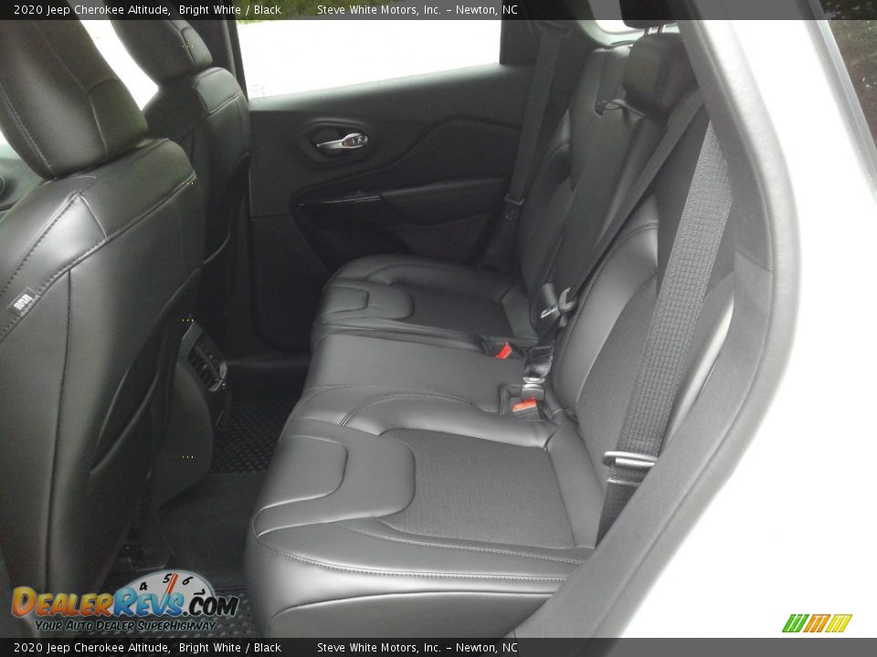 2020 Jeep Cherokee Altitude Bright White / Black Photo #13
