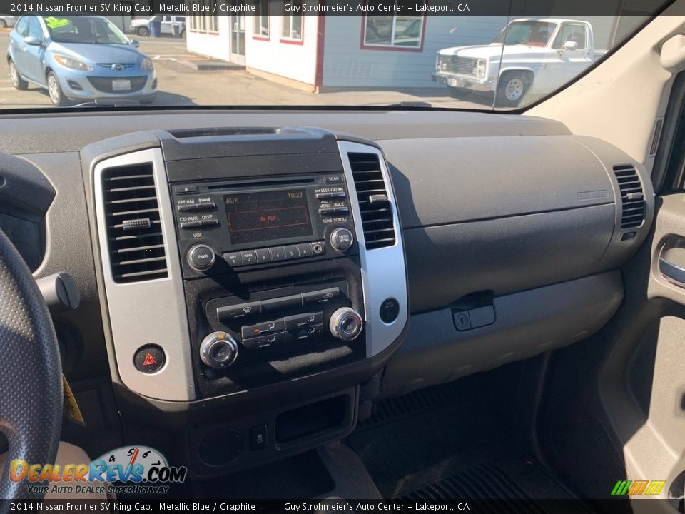 2014 Nissan Frontier SV King Cab Metallic Blue / Graphite Photo #10