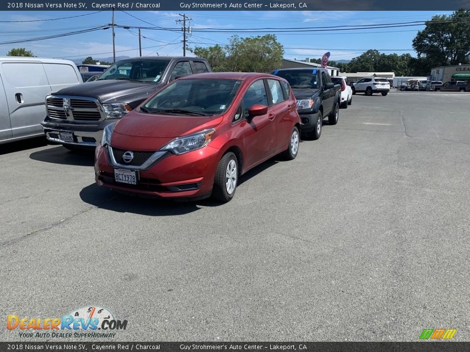 2018 Nissan Versa Note SV Cayenne Red / Charcoal Photo #2