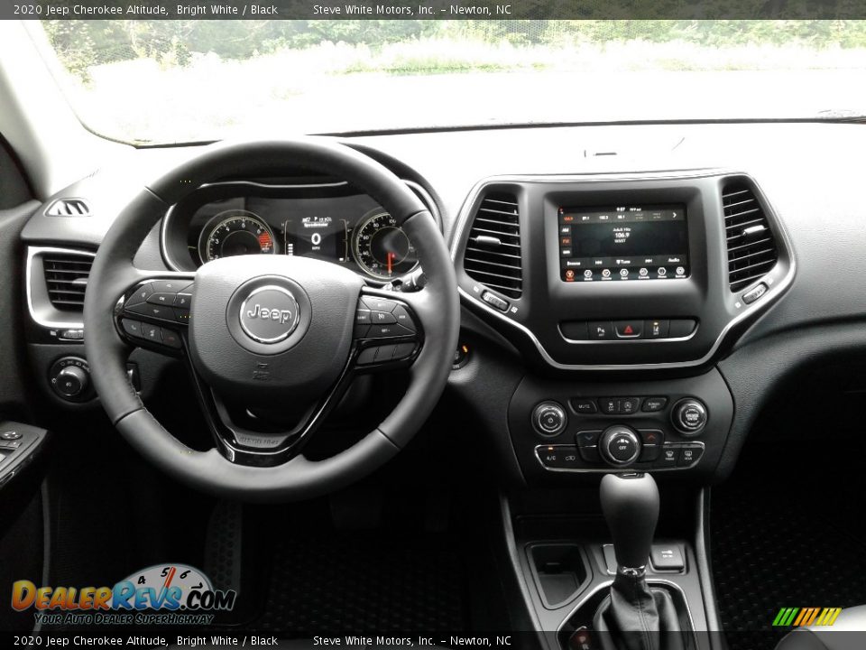 2020 Jeep Cherokee Altitude Bright White / Black Photo #18