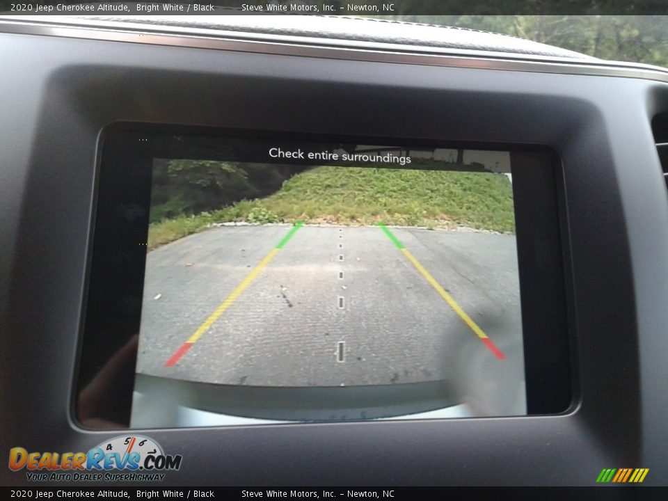 2020 Jeep Cherokee Altitude Bright White / Black Photo #25