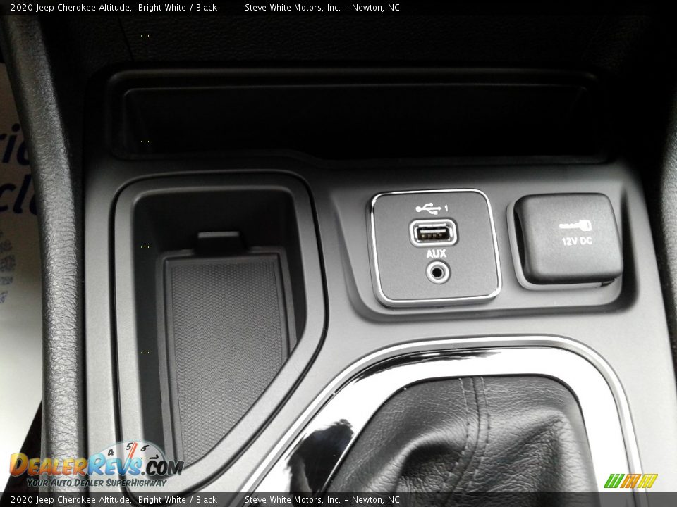 2020 Jeep Cherokee Altitude Bright White / Black Photo #27