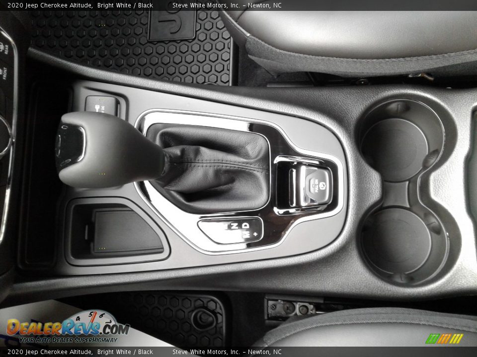 2020 Jeep Cherokee Altitude Bright White / Black Photo #28