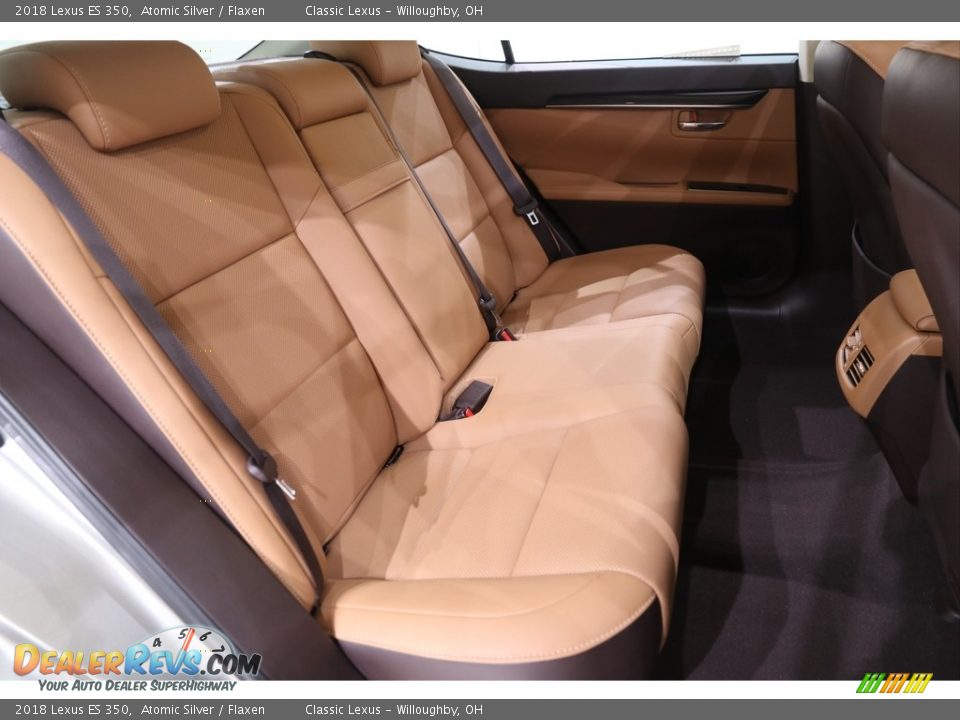 Rear Seat of 2018 Lexus ES 350 Photo #18