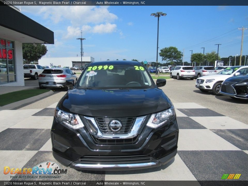 2020 Nissan Rogue S Magnetic Black Pearl / Charcoal Photo #2
