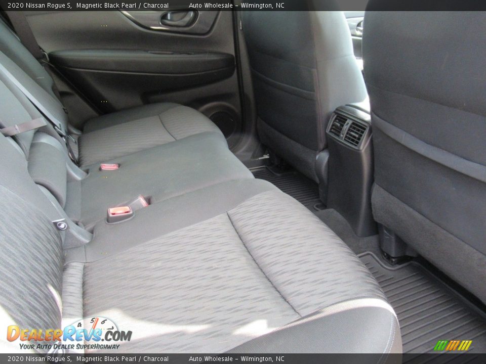 2020 Nissan Rogue S Magnetic Black Pearl / Charcoal Photo #14