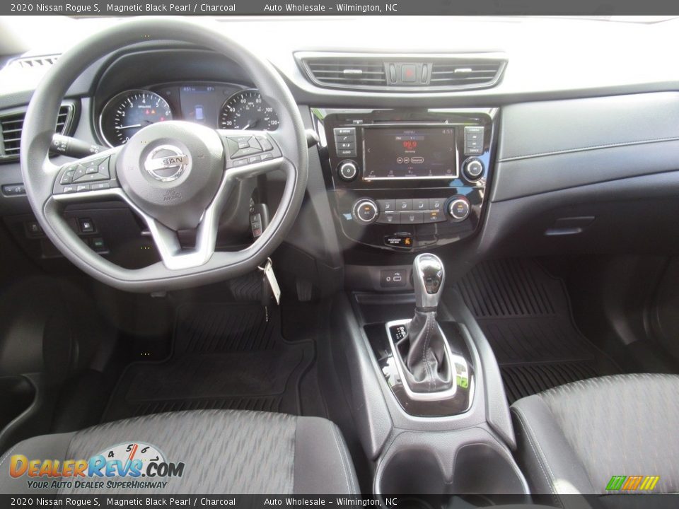 2020 Nissan Rogue S Magnetic Black Pearl / Charcoal Photo #15