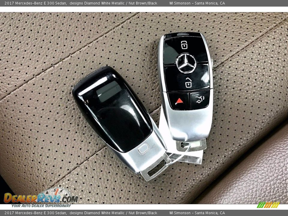 2017 Mercedes-Benz E 300 Sedan designo Diamond White Metallic / Nut Brown/Black Photo #11
