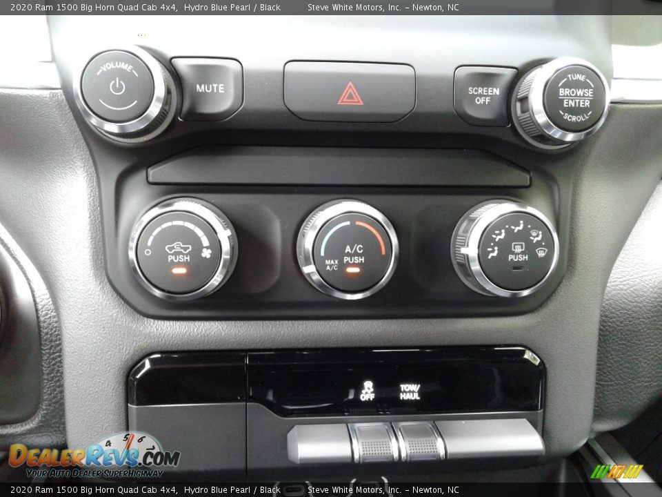 2020 Ram 1500 Big Horn Quad Cab 4x4 Hydro Blue Pearl / Black Photo #24