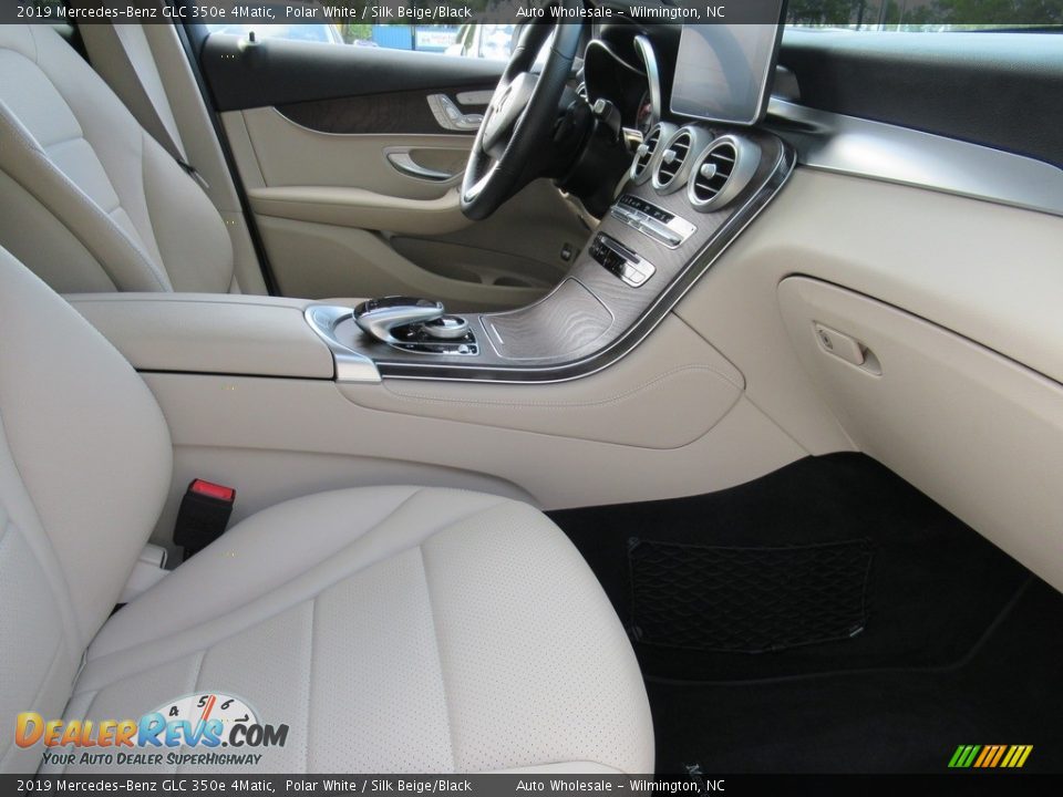 2019 Mercedes-Benz GLC 350e 4Matic Polar White / Silk Beige/Black Photo #11