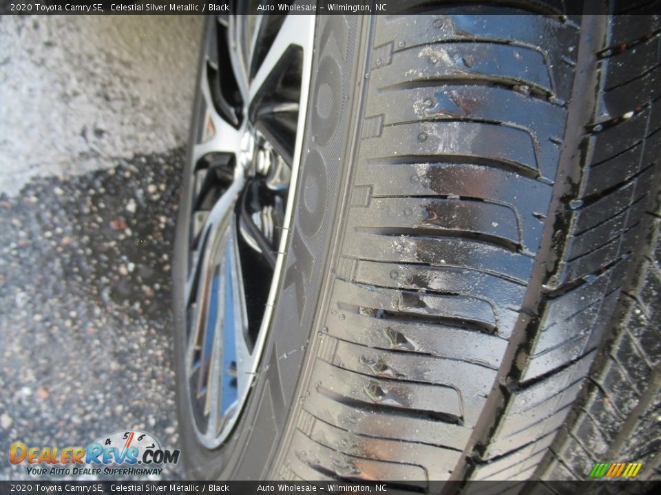 2020 Toyota Camry SE Celestial Silver Metallic / Black Photo #8