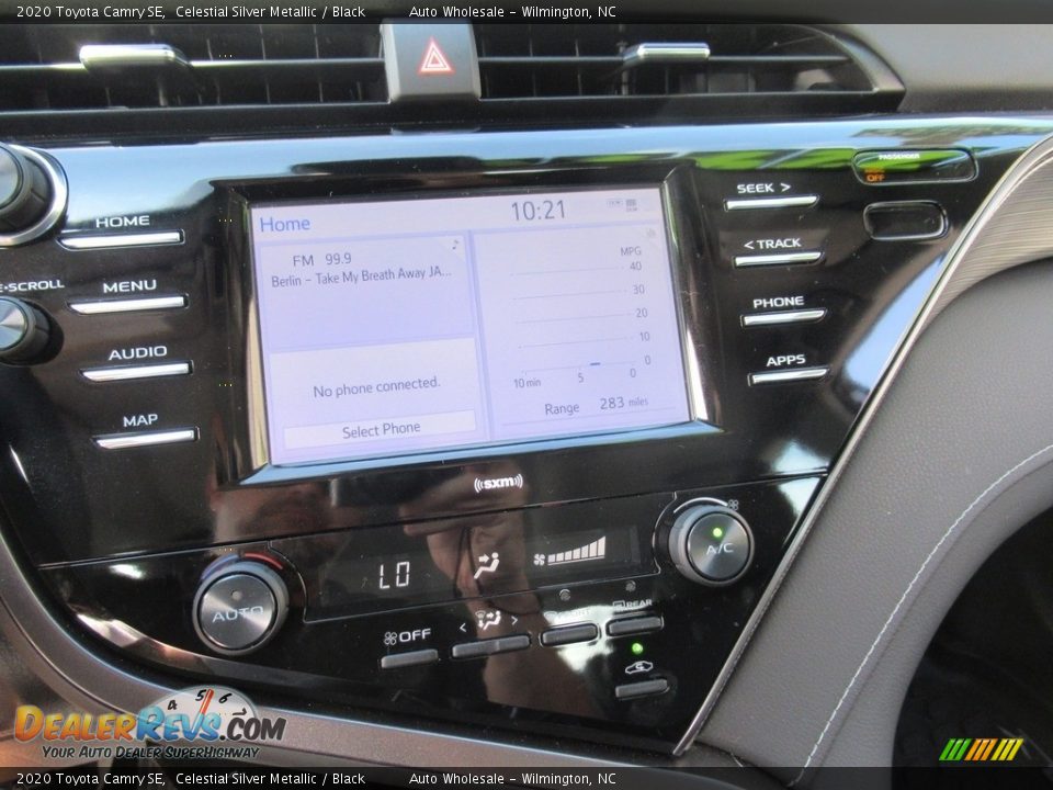 2020 Toyota Camry SE Celestial Silver Metallic / Black Photo #16