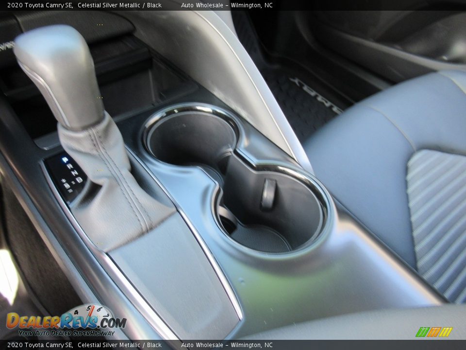 2020 Toyota Camry SE Celestial Silver Metallic / Black Photo #18