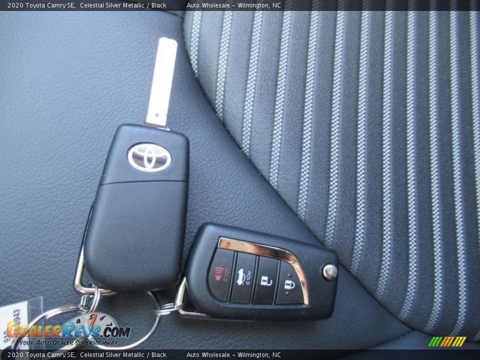 2020 Toyota Camry SE Celestial Silver Metallic / Black Photo #20