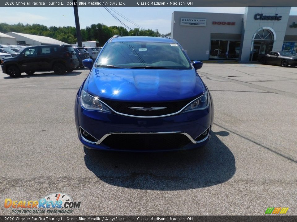 2020 Chrysler Pacifica Touring L Ocean Blue Metallic / Alloy/Black Photo #3
