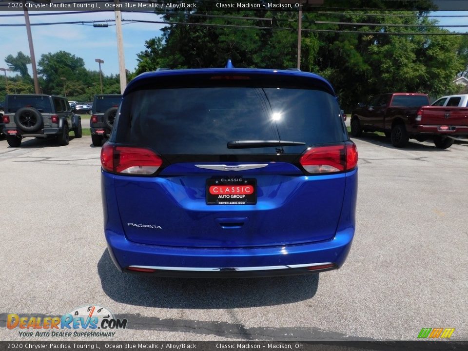 2020 Chrysler Pacifica Touring L Ocean Blue Metallic / Alloy/Black Photo #6