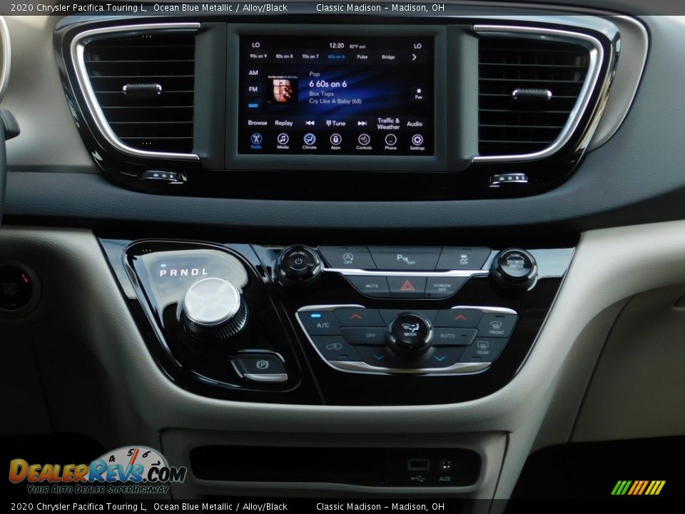 2020 Chrysler Pacifica Touring L Ocean Blue Metallic / Alloy/Black Photo #13