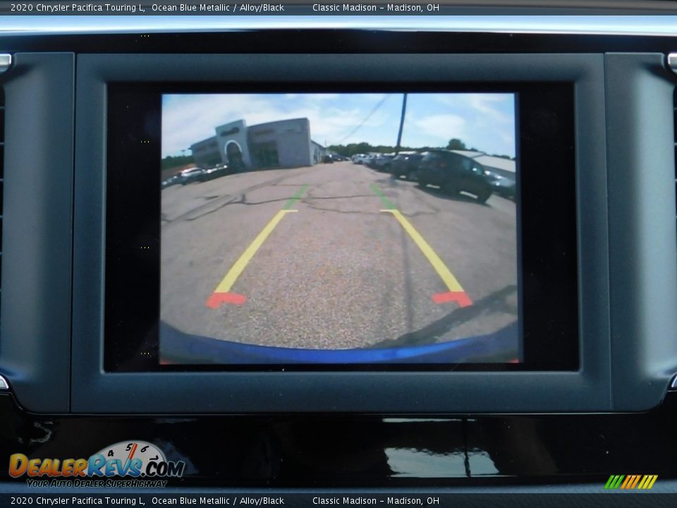 2020 Chrysler Pacifica Touring L Ocean Blue Metallic / Alloy/Black Photo #14