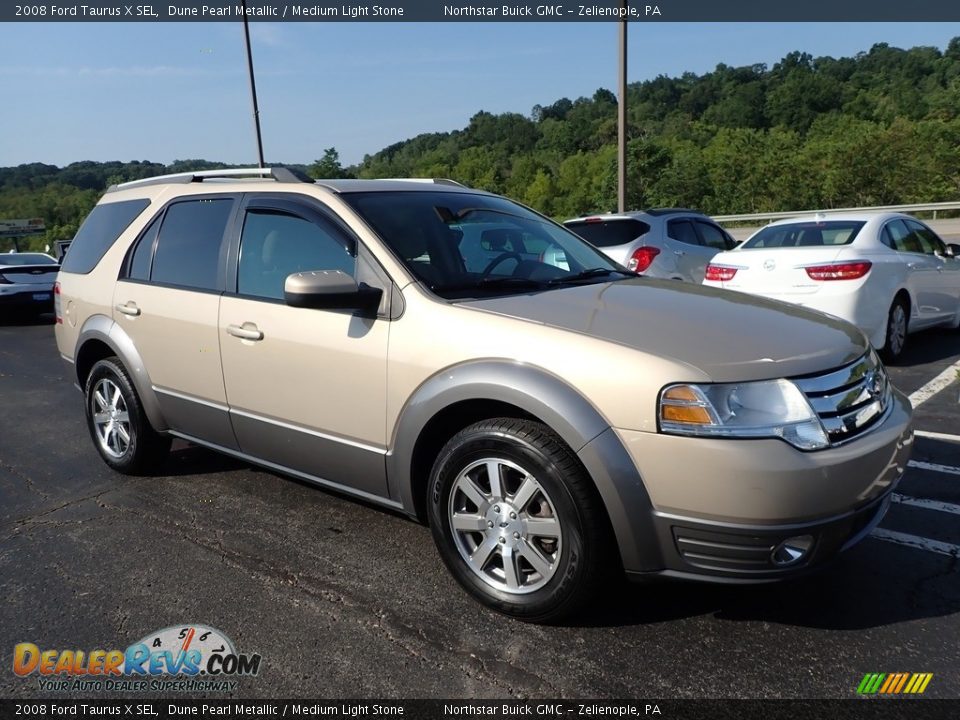2008 Ford Taurus X SEL Dune Pearl Metallic / Medium Light Stone Photo #4