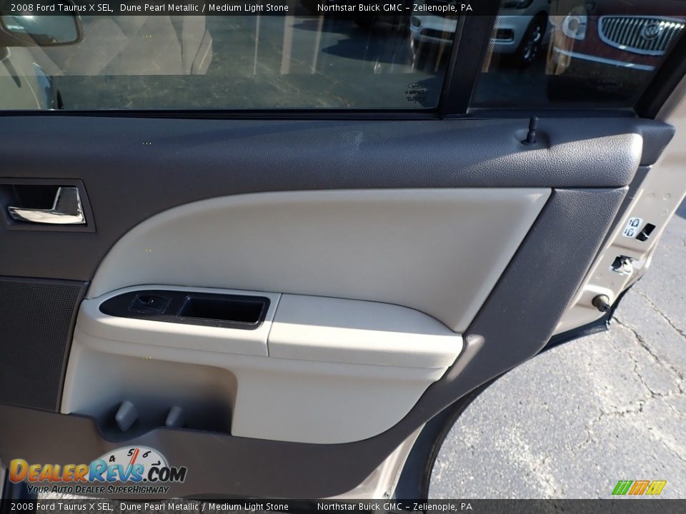 2008 Ford Taurus X SEL Dune Pearl Metallic / Medium Light Stone Photo #8