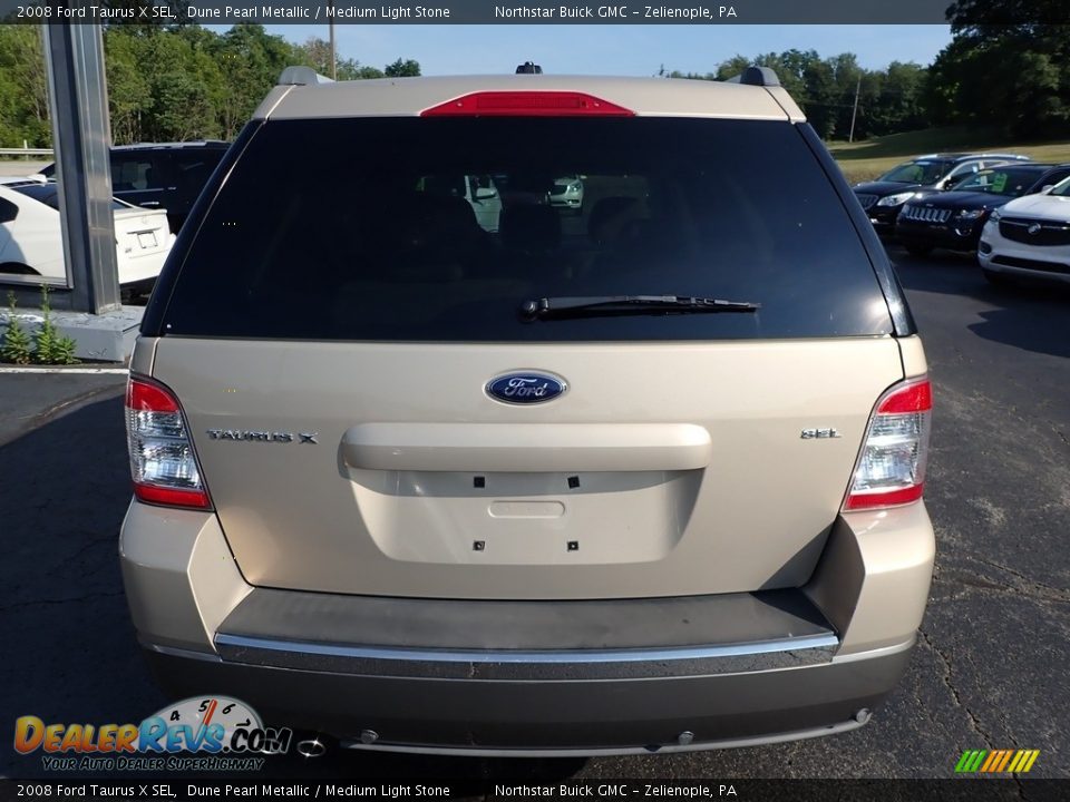 2008 Ford Taurus X SEL Dune Pearl Metallic / Medium Light Stone Photo #10