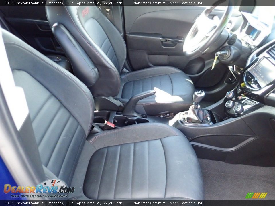 Front Seat of 2014 Chevrolet Sonic RS Hatchback Photo #15