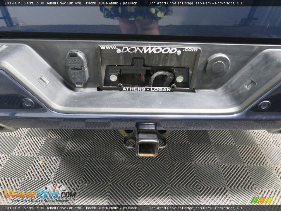 2019 GMC Sierra 1500 Denali Crew Cab 4WD Pacific Blue Metallic / Jet Black Photo #16