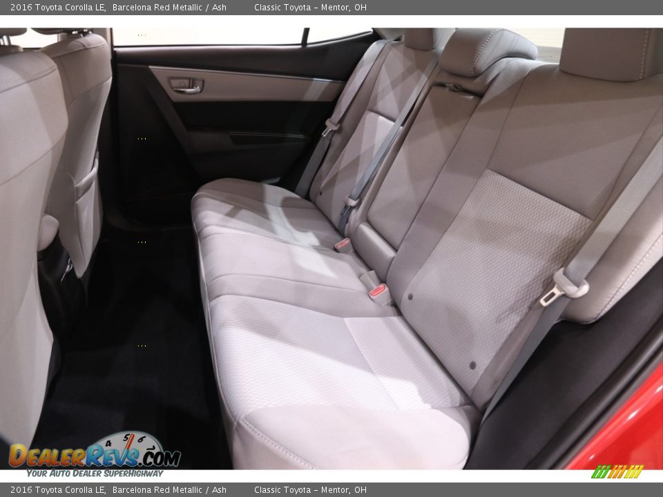 2016 Toyota Corolla LE Barcelona Red Metallic / Ash Photo #17
