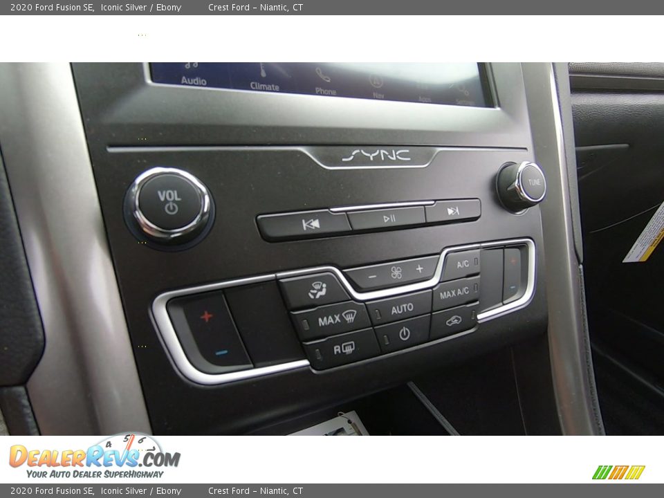 2020 Ford Fusion SE Iconic Silver / Ebony Photo #16