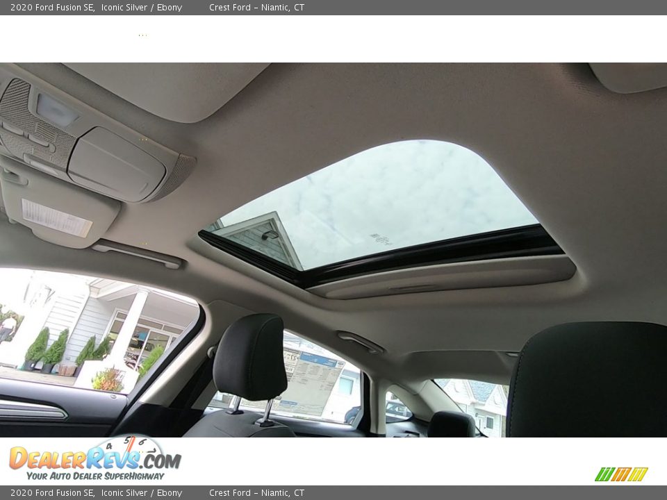 2020 Ford Fusion SE Iconic Silver / Ebony Photo #18