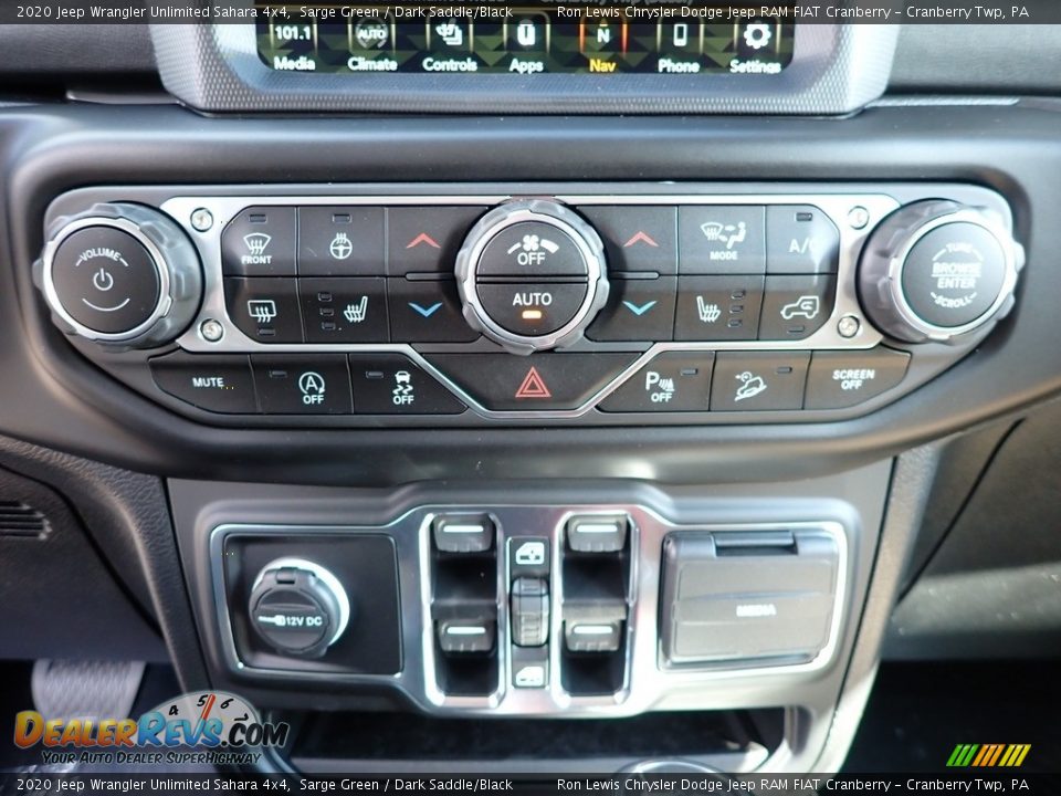 Controls of 2020 Jeep Wrangler Unlimited Sahara 4x4 Photo #19