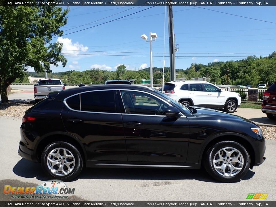 2020 Alfa Romeo Stelvio Sport AWD Vulcano Black Metallic / Black/Chocolate Photo #4