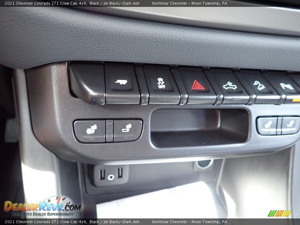 Controls of 2021 Chevrolet Colorado Z71 Crew Cab 4x4 Photo #20