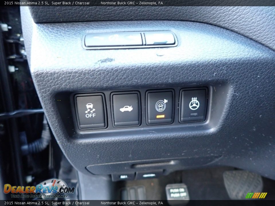 2015 Nissan Altima 2.5 SL Super Black / Charcoal Photo #16