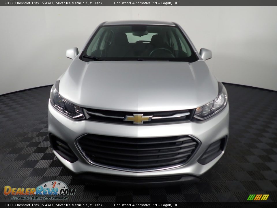 2017 Chevrolet Trax LS AWD Silver Ice Metallic / Jet Black Photo #5