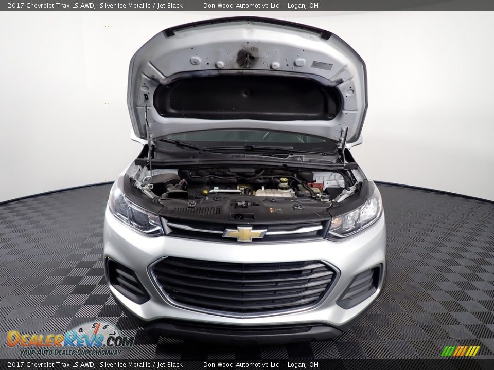 2017 Chevrolet Trax LS AWD Silver Ice Metallic / Jet Black Photo #6