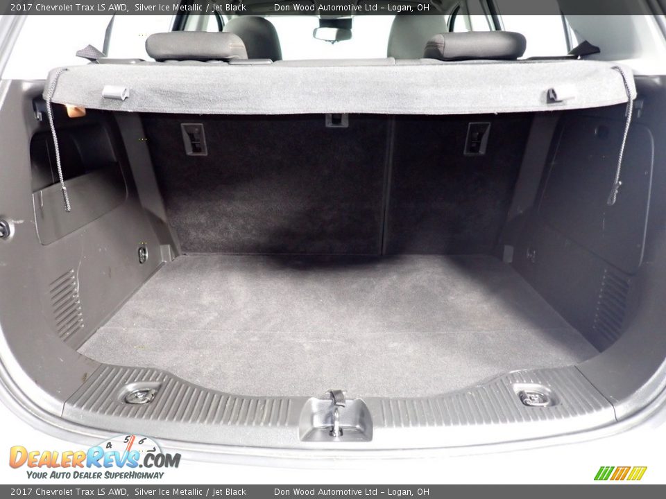 2017 Chevrolet Trax LS AWD Silver Ice Metallic / Jet Black Photo #14