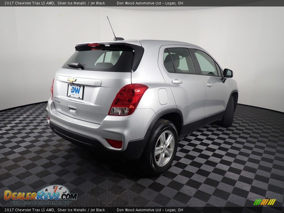 2017 Chevrolet Trax LS AWD Silver Ice Metallic / Jet Black Photo #15