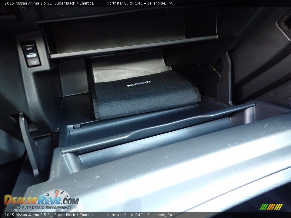 2015 Nissan Altima 2.5 SL Super Black / Charcoal Photo #29