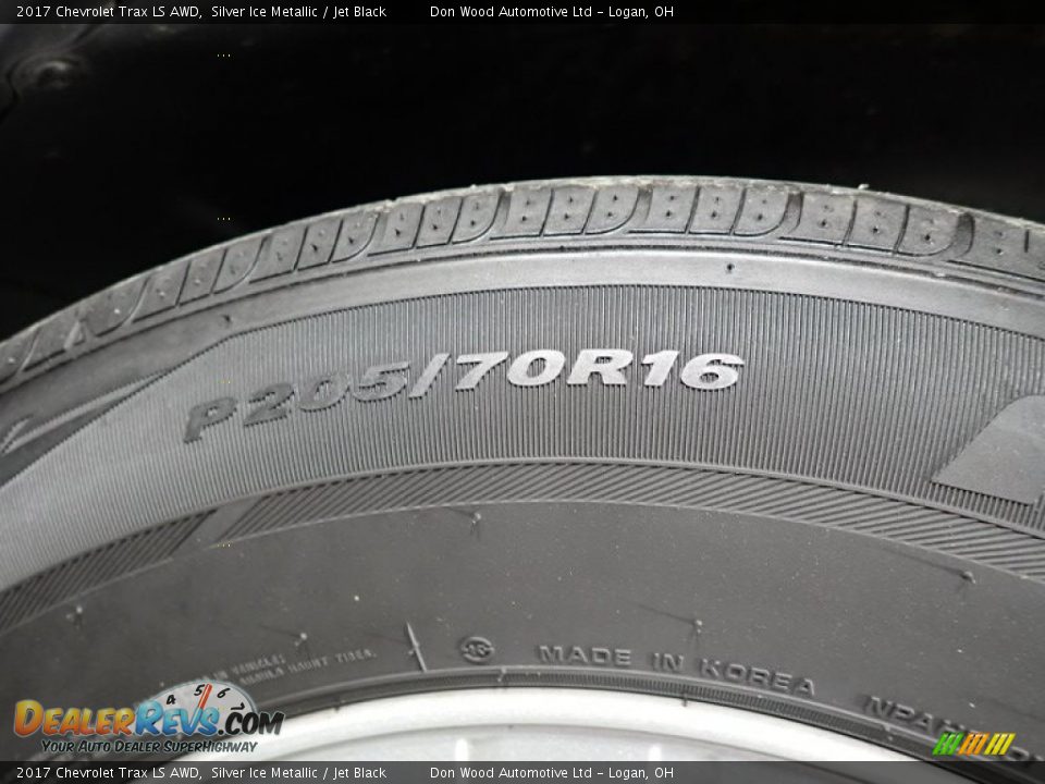 2017 Chevrolet Trax LS AWD Silver Ice Metallic / Jet Black Photo #17