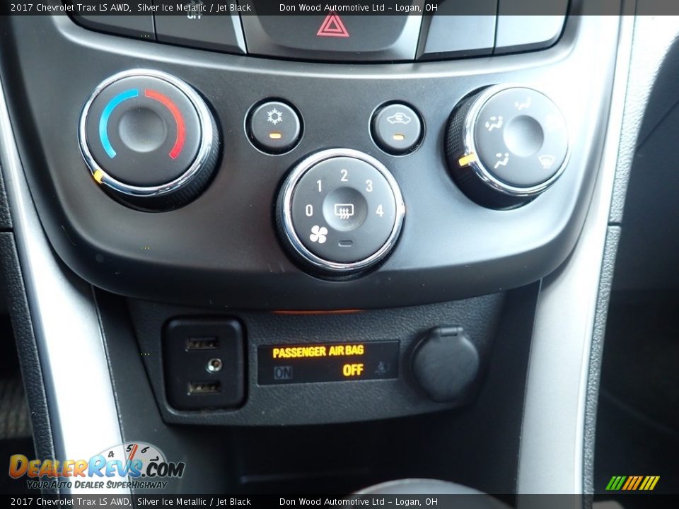 2017 Chevrolet Trax LS AWD Silver Ice Metallic / Jet Black Photo #26