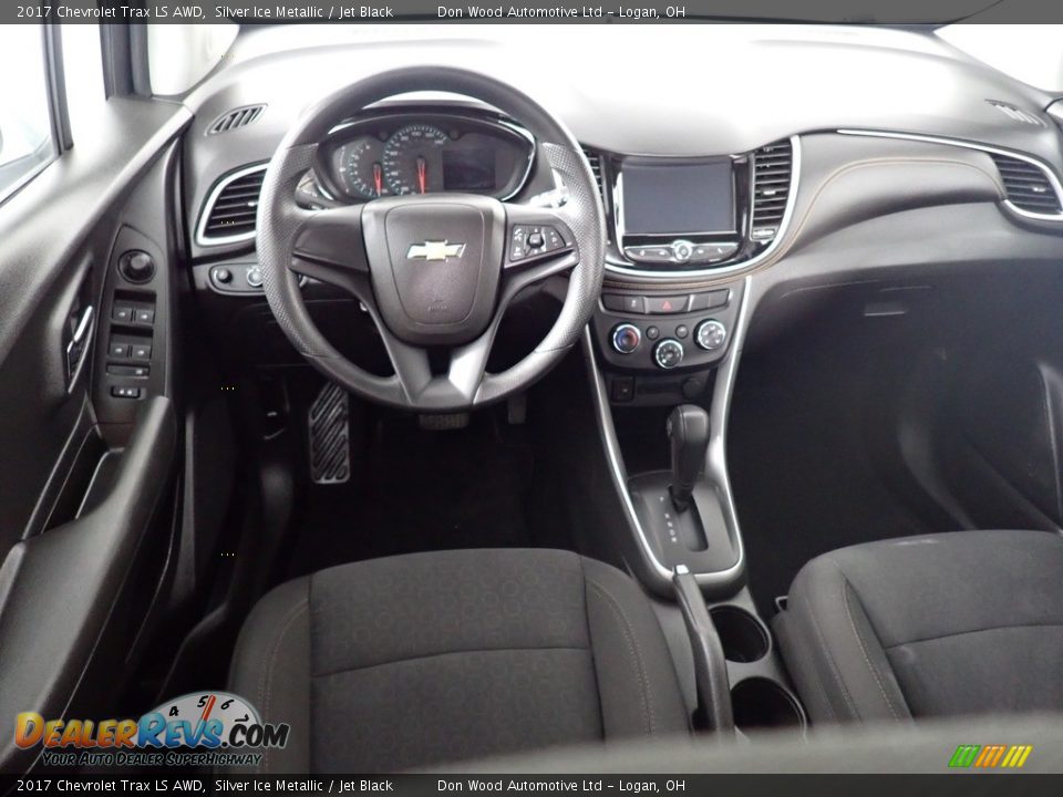 2017 Chevrolet Trax LS AWD Silver Ice Metallic / Jet Black Photo #32