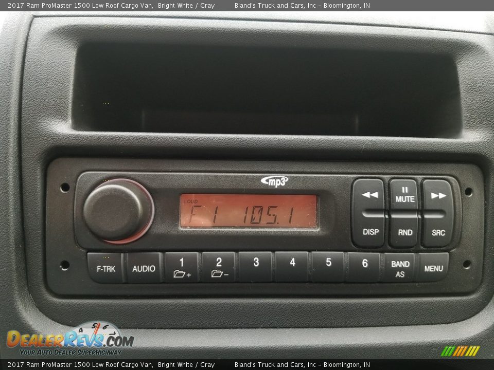 2017 Ram ProMaster 1500 Low Roof Cargo Van Bright White / Gray Photo #28