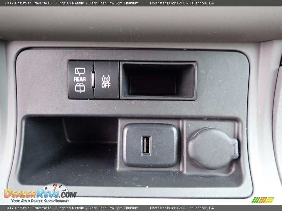 2017 Chevrolet Traverse LS Tungsten Metallic / Dark Titanium/Light Titanium Photo #28