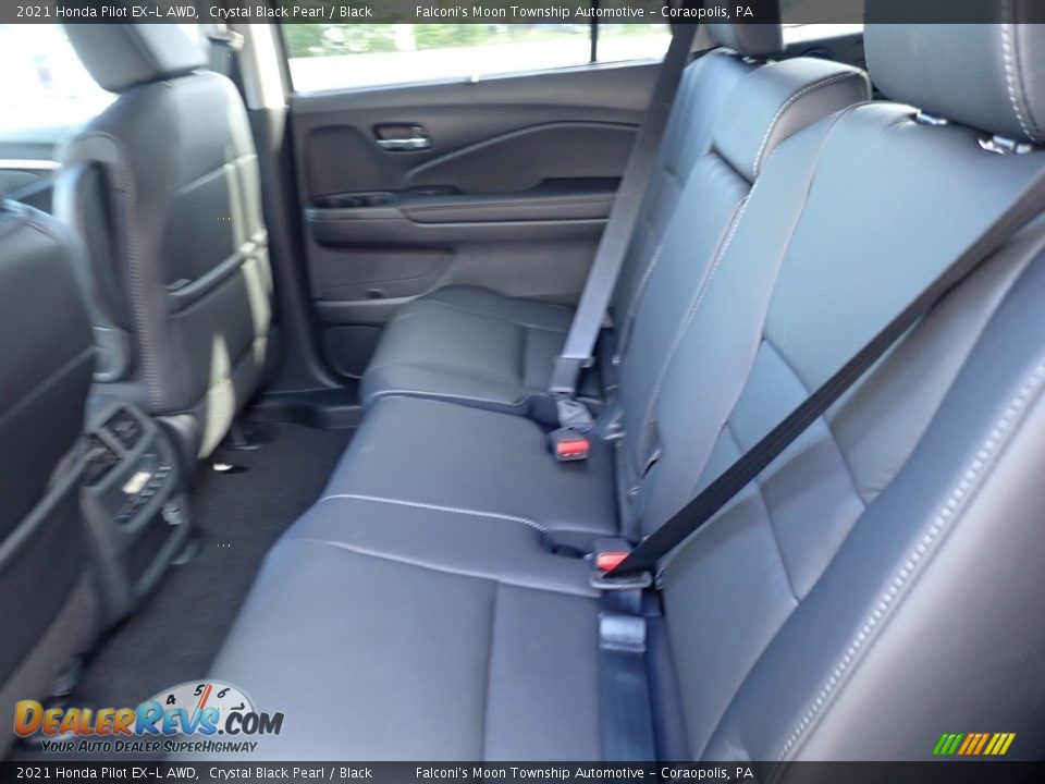 Rear Seat of 2021 Honda Pilot EX-L AWD Photo #9