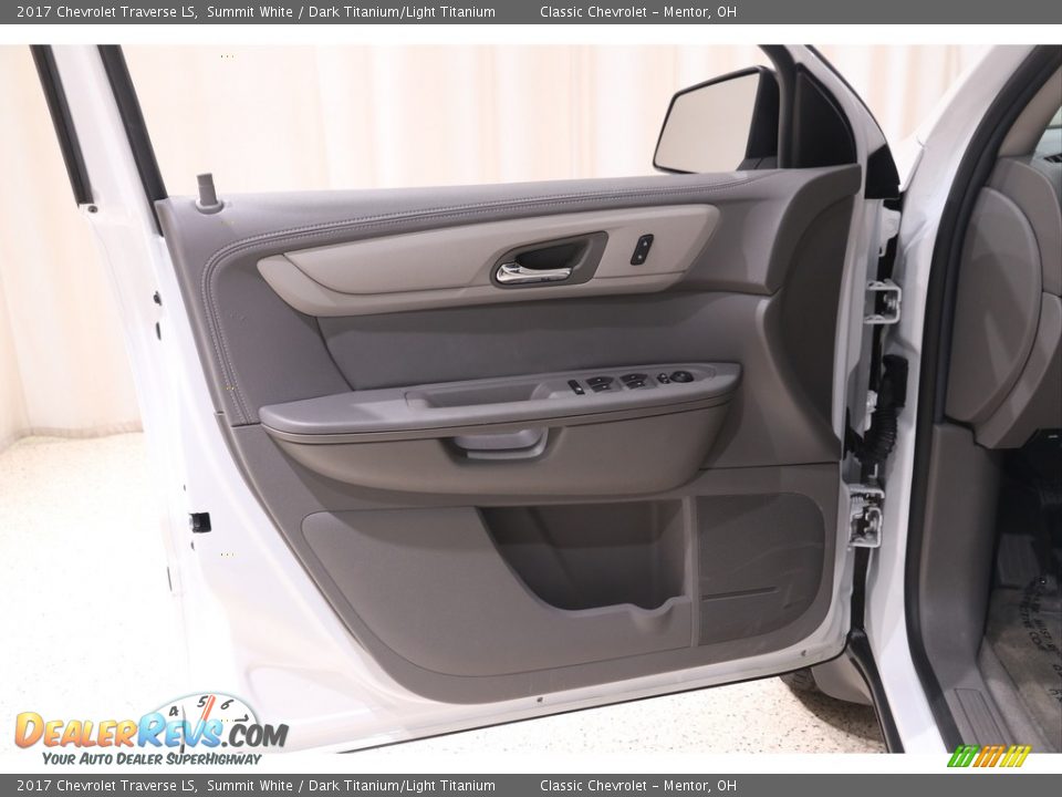 2017 Chevrolet Traverse LS Summit White / Dark Titanium/Light Titanium Photo #4